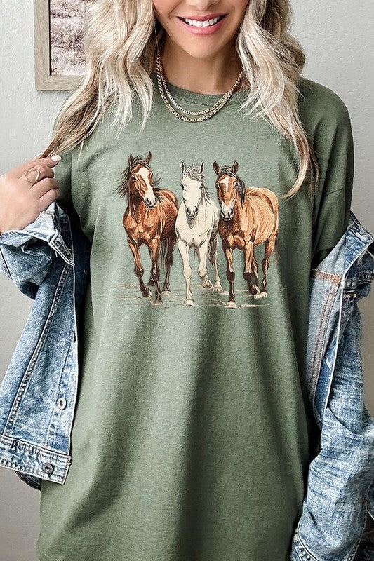 Three Horses Tee - Plus Size