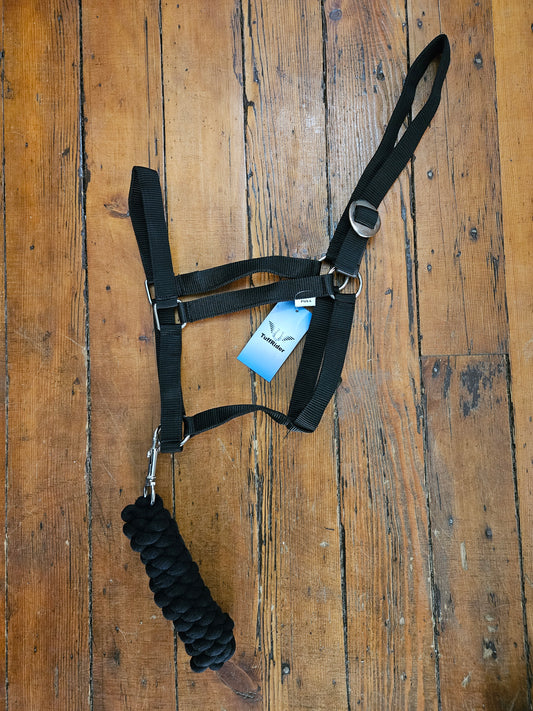 Tuffrider Breakaway Halter and Lead Set